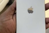 iphone 11 ,100% authentic with box charger